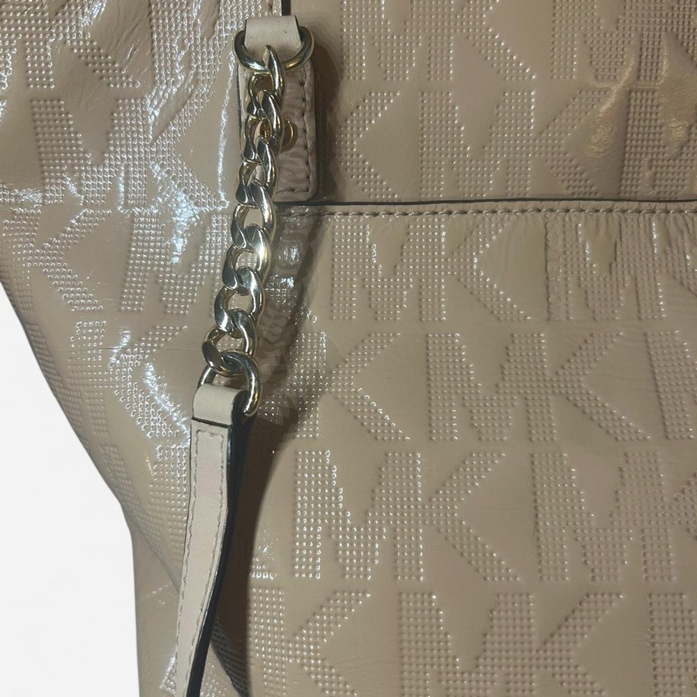 Michael Kors Beige Patent Leather-Signature Embossed-Jet Set - Picture 2 of 8